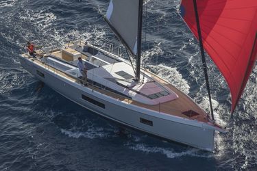 52' Beneteau 2023 Yacht For Sale